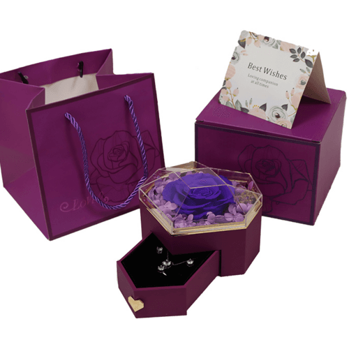 Rosa eterna con collar, caja púrpura